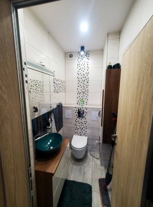 Дава се под наем Многостаен апартамент в София, Оборище - 114 кв.м за 1000 € - Снимка #11