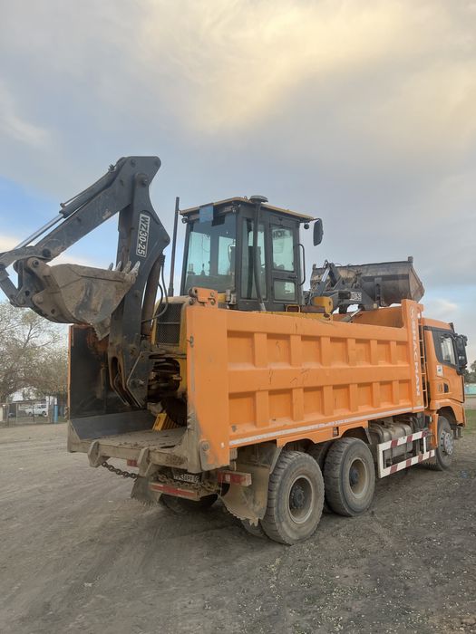 Услуга эксковатора - погрузчик 3в1 , петушок трактор