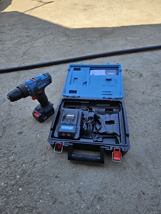 Vând bormașină Erbauer 12v