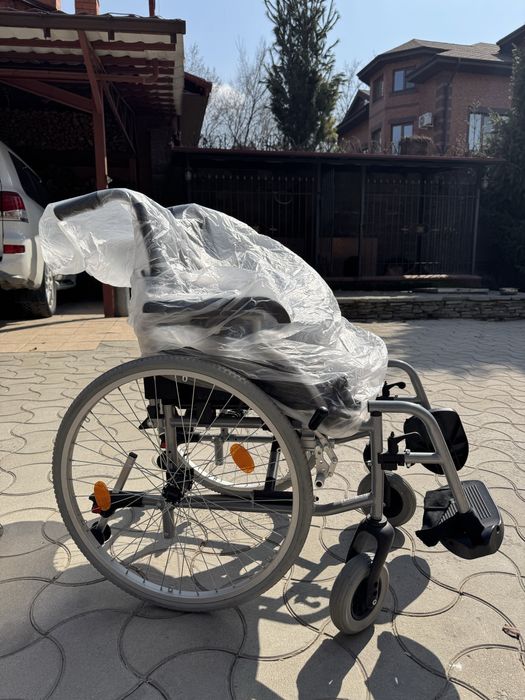 Инвалидная коляска Gold 300 45 размер