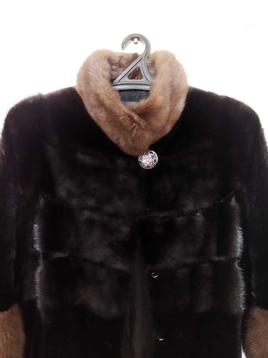 Продам норковую шубу