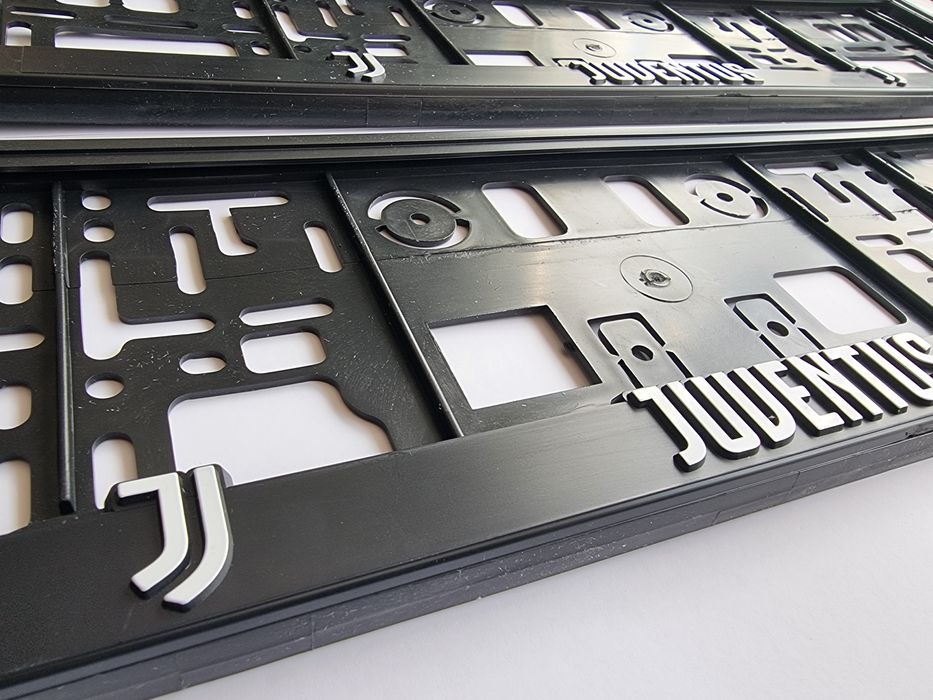 2 броя Подложки за регистрационен номер Juventus