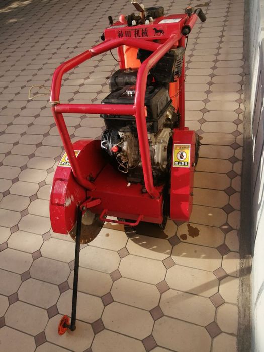 Резко Стено резко  сташки маналит асфальт  траншеи любой  сложности