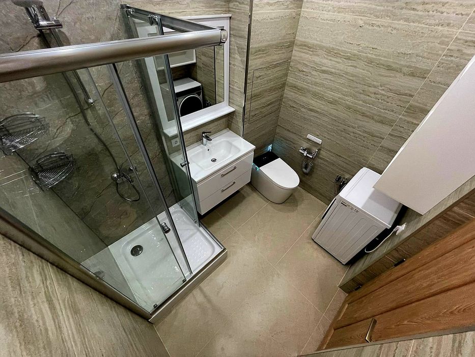 Плиточник, кафельщик