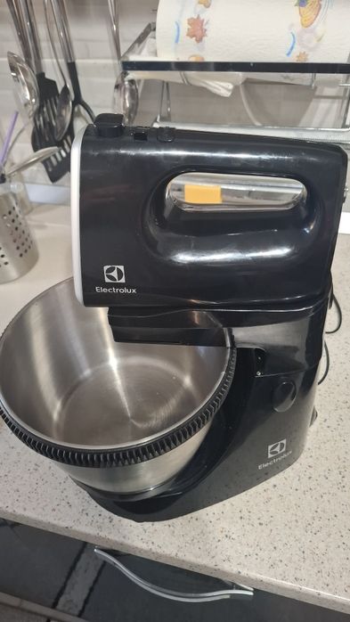 Mixer cu bol Electrolux