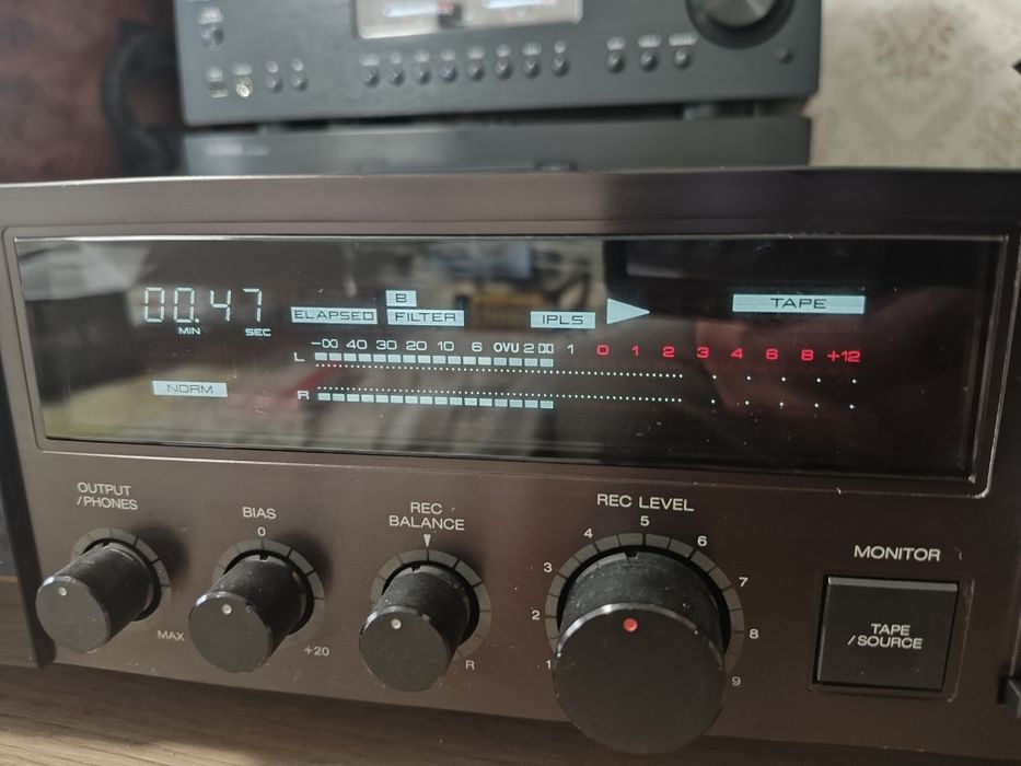 Кассетная дека Akai GX-73