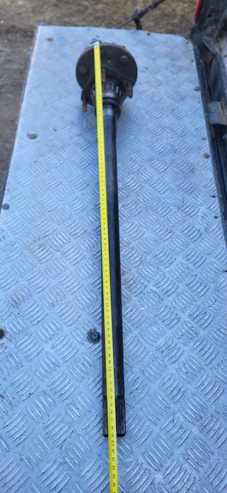 Planetara stanga spate Nissan Navara D 40 sau pathfinder