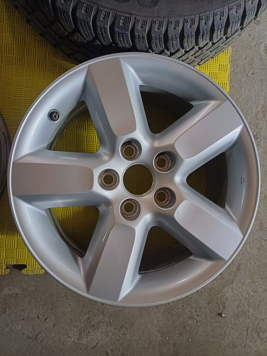 Продам оригинальные диски R16 TOYOTA RAV4