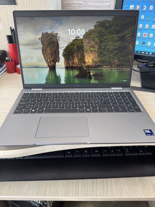 Laptop Dell Ultra 5/ssd512Gb/16Gb ddr5 Nou