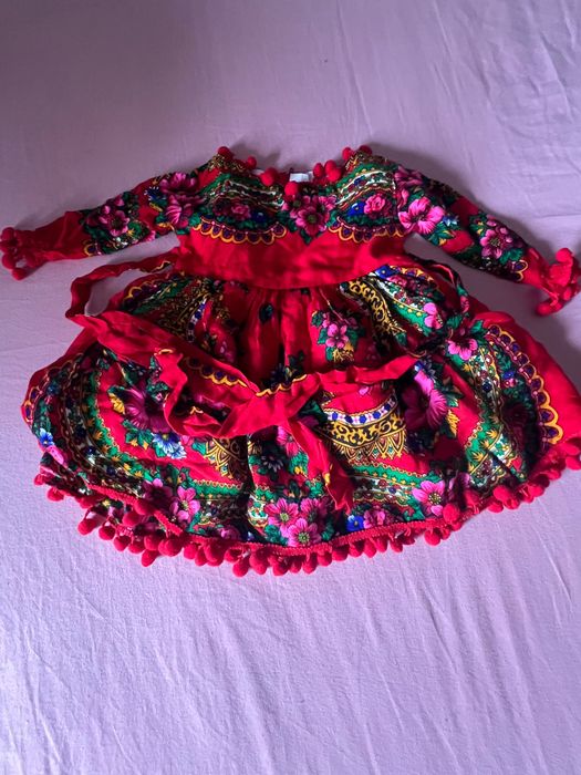Rochița tradițională bebe 3-6 luni făcută pe comandă