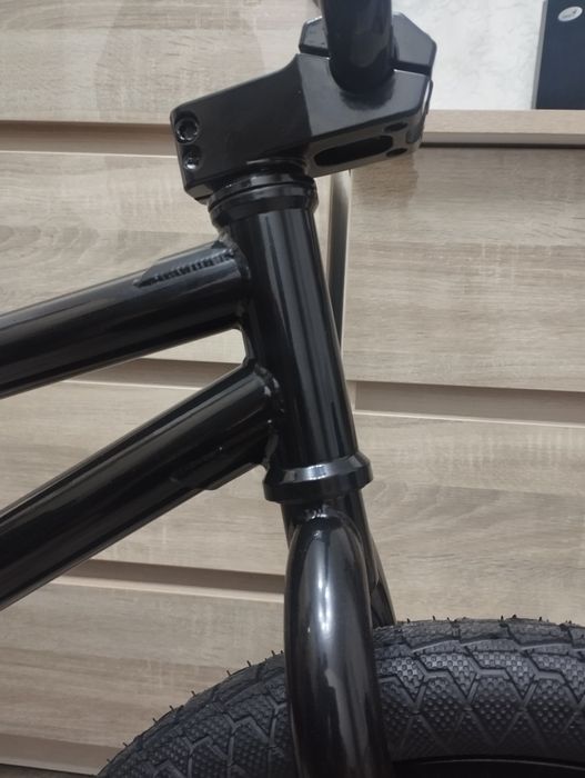 BMX - no name black