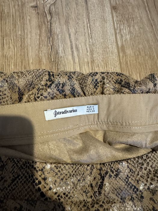 Fusta Stradivarius animal print