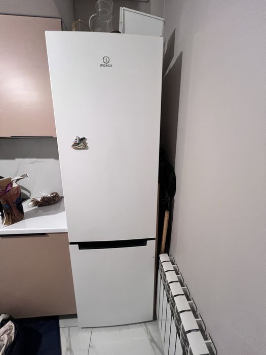 Срочно продам холодильник