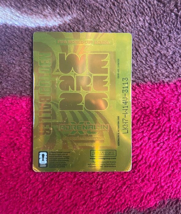 LAMINE YAMAL card gold panini