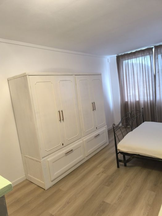 Inchirez garsoniera Blocul Turn