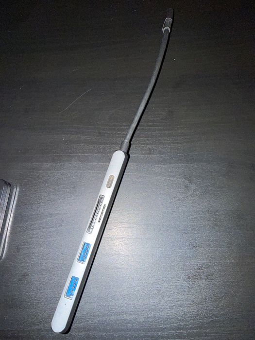 Pachet hub-uri USB – Hama + Satechi USB-C (pentru laptop)