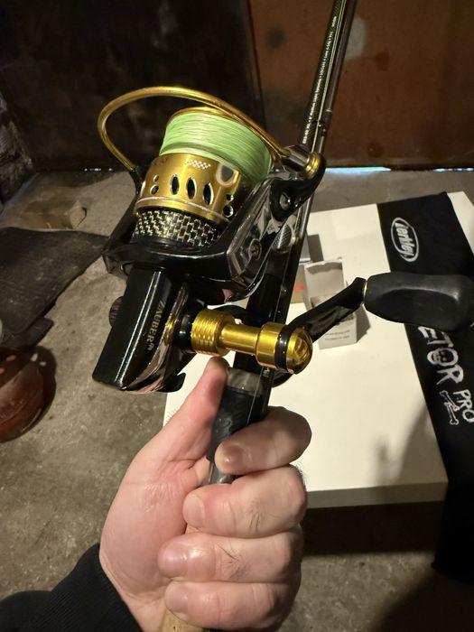 Спининг комплек пръчка макара калъф кеп