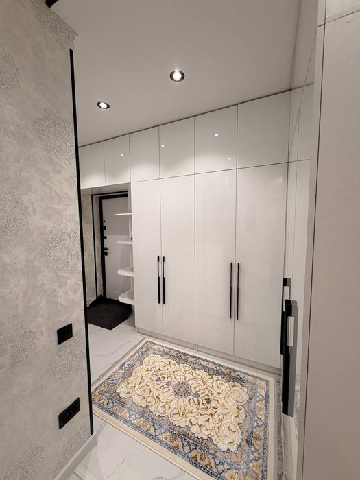 Суточные квартиру метро Новза своя без маклер...