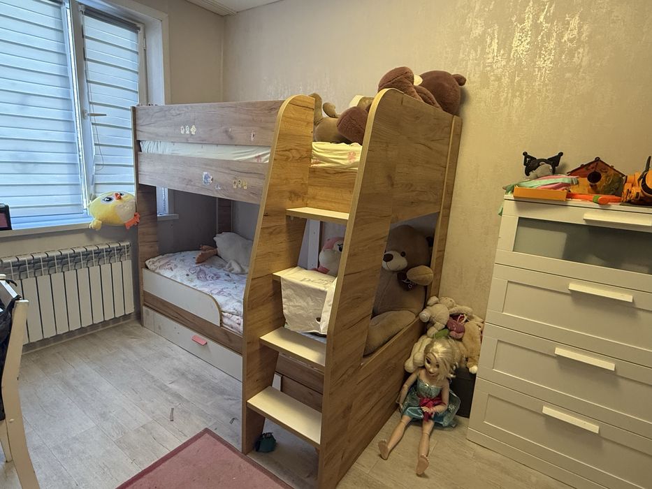 Продам кровать детскую