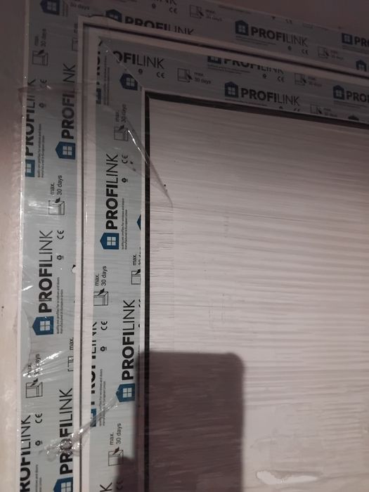 Алуминиева врата за баня