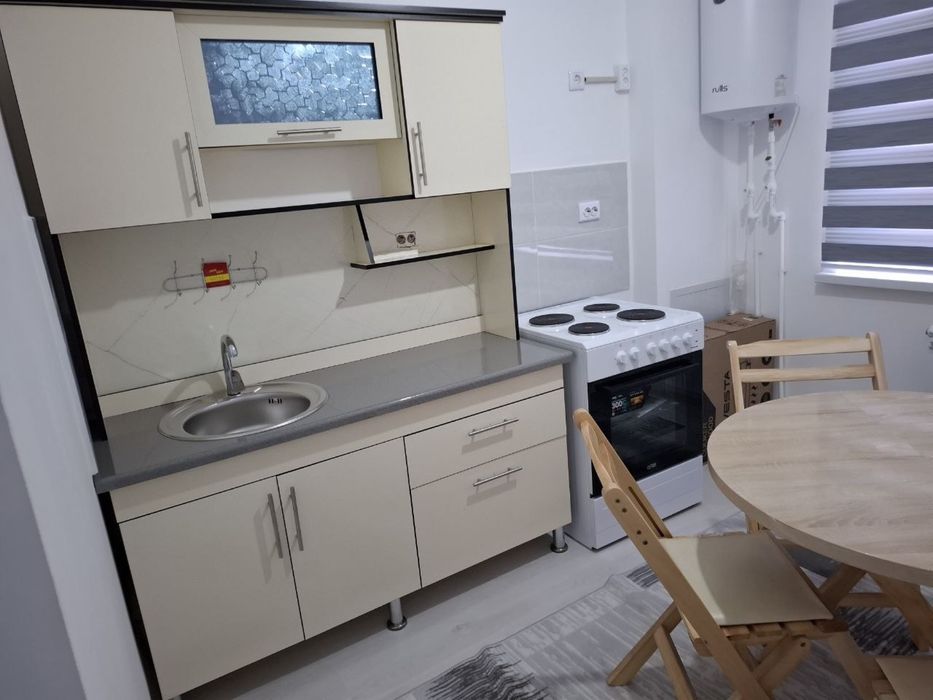 Toshkent viloyati, Nurafshon city dan 3 xonali uy ijaraga, bez makler!