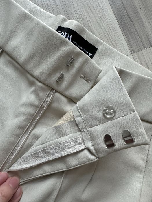 Чисто нов кожен панталон ZARA