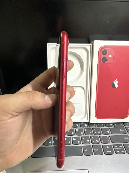 Продам Айфон 11 64GB RED