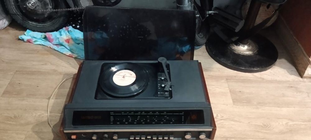 Проигрыватель венила, ИЛГА-310