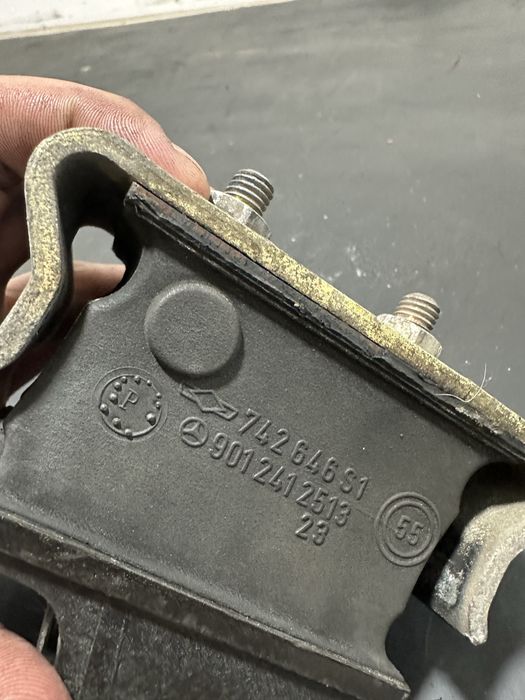 Suport tampon motor Mercedes Sprinter 2.2 cdi 2.7 CDI 313cdi 316cdi