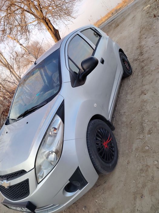 Spark  sotiladi yili 2015