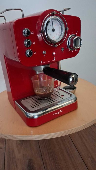 Espressor cafea manual MYRIA 1.25L functional