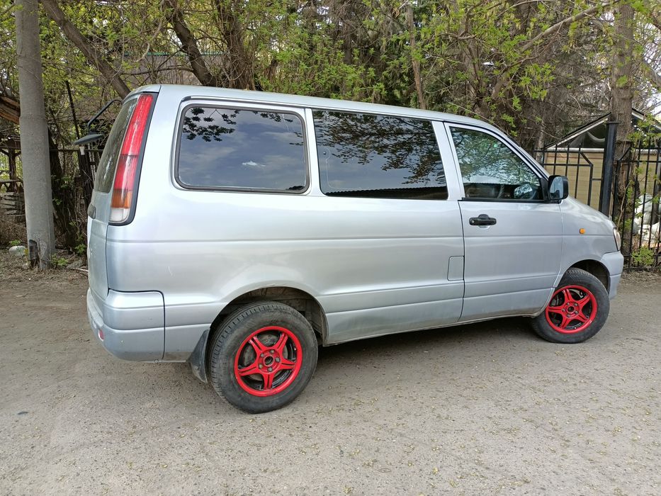 Тойота NOAH 1997 4x4 АКПП