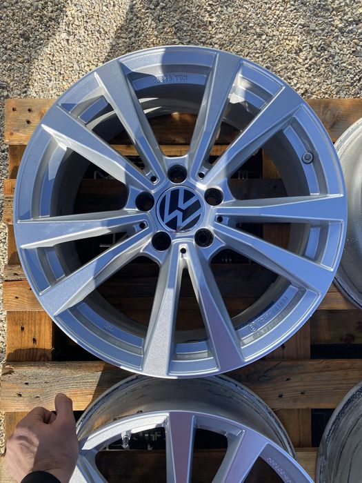 18 цола 5 х 112 мм Ауди , Audi A 6 Фолксвагвн Пасат , VW , Шкода