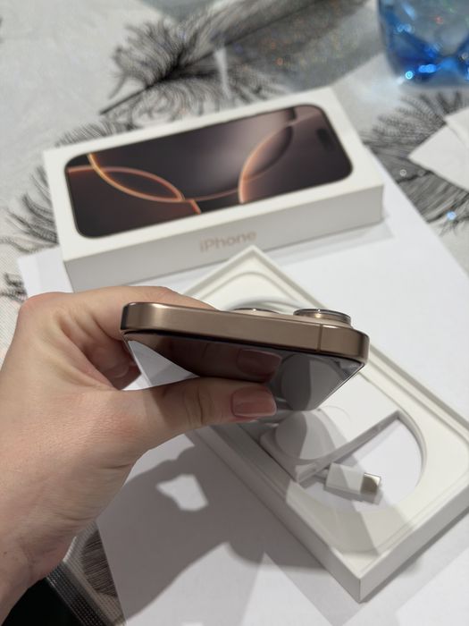 Vand Iphone 16 pro 128 Gb