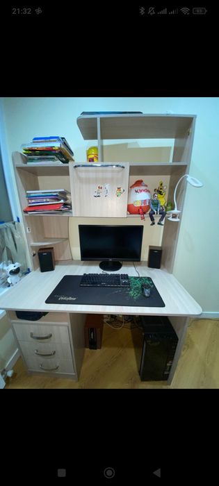 Компьютерный стол