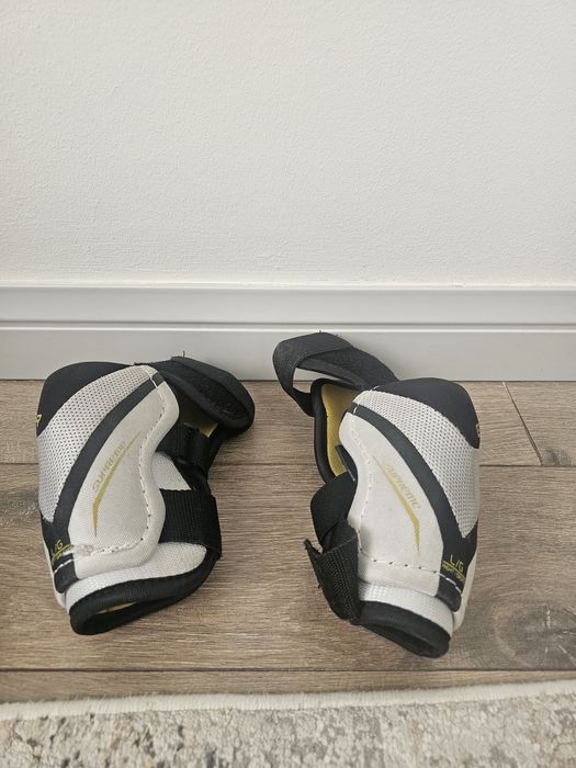 Экипировка хоккейная