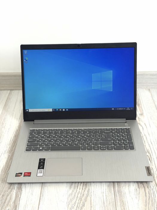 Продам мощный ноутбук Lenovo в отличном состоянии