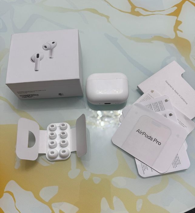 Căști AirPods Pro 3