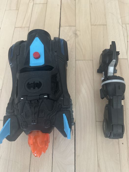 Кола и мотор Батман