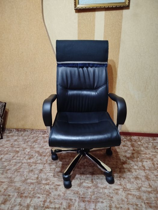 Офисной кресло Дафна