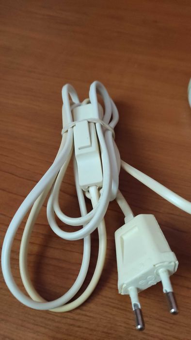 Масивна настолна лампа от естествен оникс и месинг