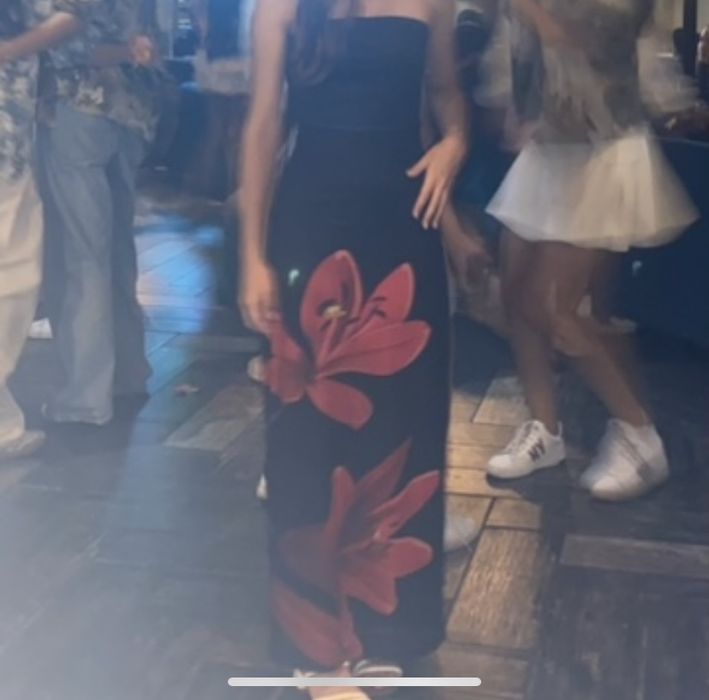 Черное платье длинное