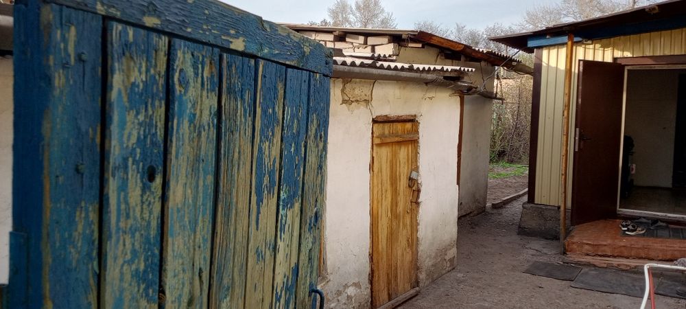 Продам дом. Район Дальний