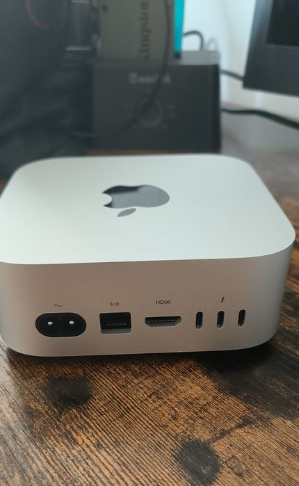 Apple Mac Mini, procesor M4, 16GB RAM, 256GB SSD