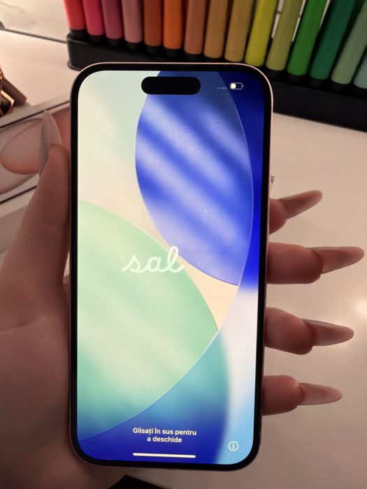 Iphone 15, roz 128GB