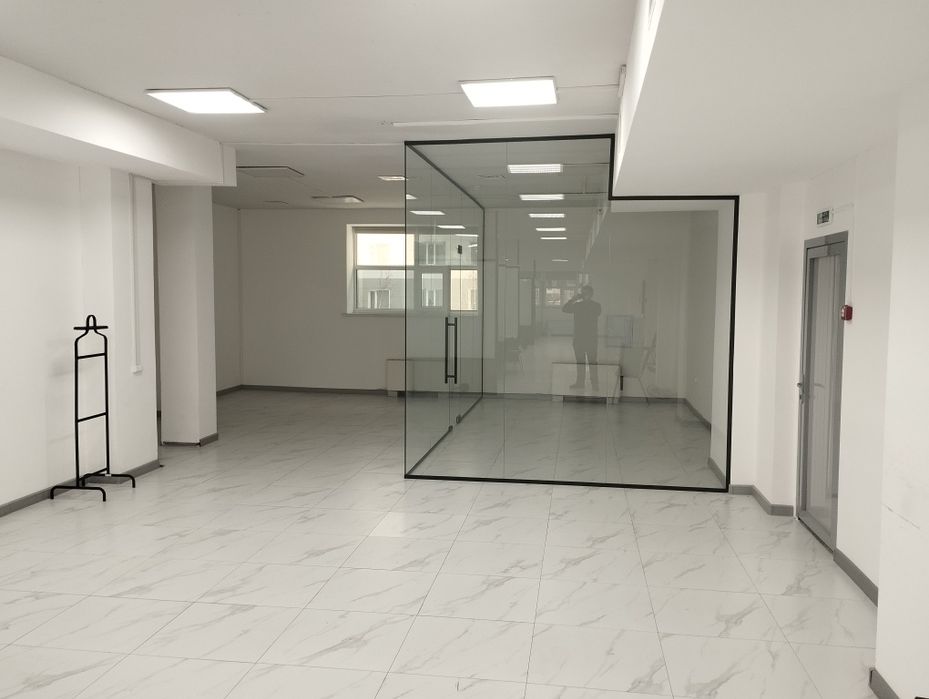 Сдаётся помещение площадью 240 КВ м.