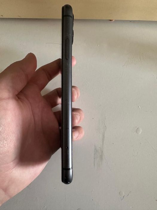 Айфон 11 128 гб фейс работает