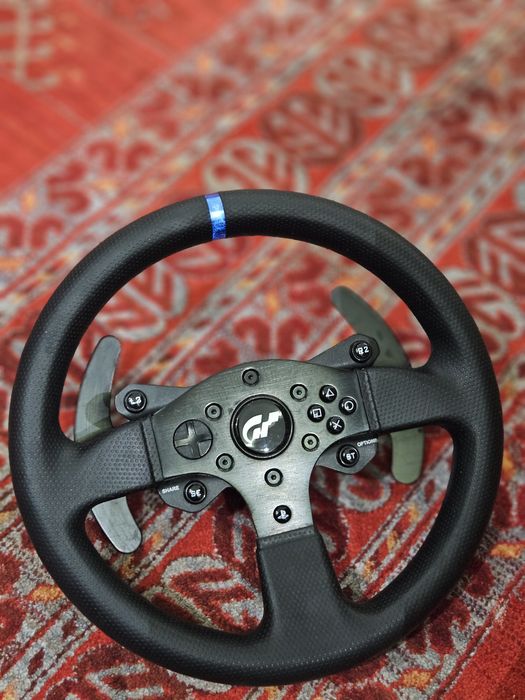 Thrustmaster T300RS

GT Edition

Состояние отлично