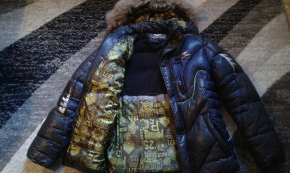 Куртка зимняя,на мальчика.