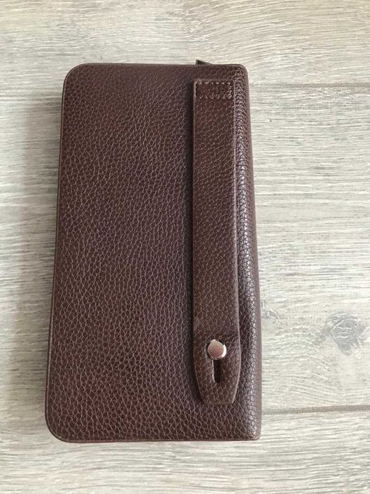 Продам портмоне Armani новое!